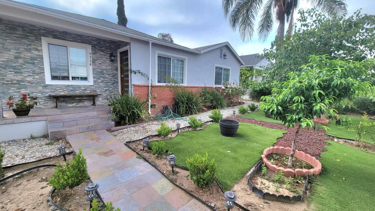 Large 1-Bedroom With Kitchen In Encino Los Angeles Exterior photo